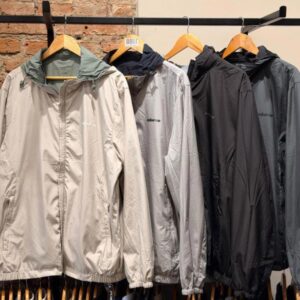 CAMPERA REVERSIBLE C/ CAPUCHA