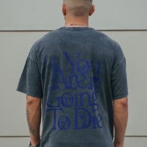 REMERA LAVADA LETRAS LILA DIE