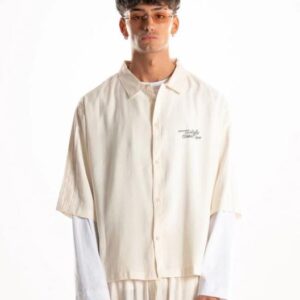 CAMISA KRYVEN BOXY ESTAMPA FRENTE Y ESPAL